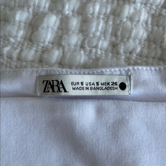 NWOT Zara White Sleeveless Top - Picture 2 of 3